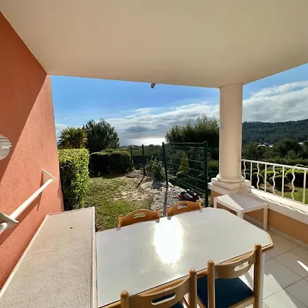 Studio 4 Pers Vue Mer Cap Esterel